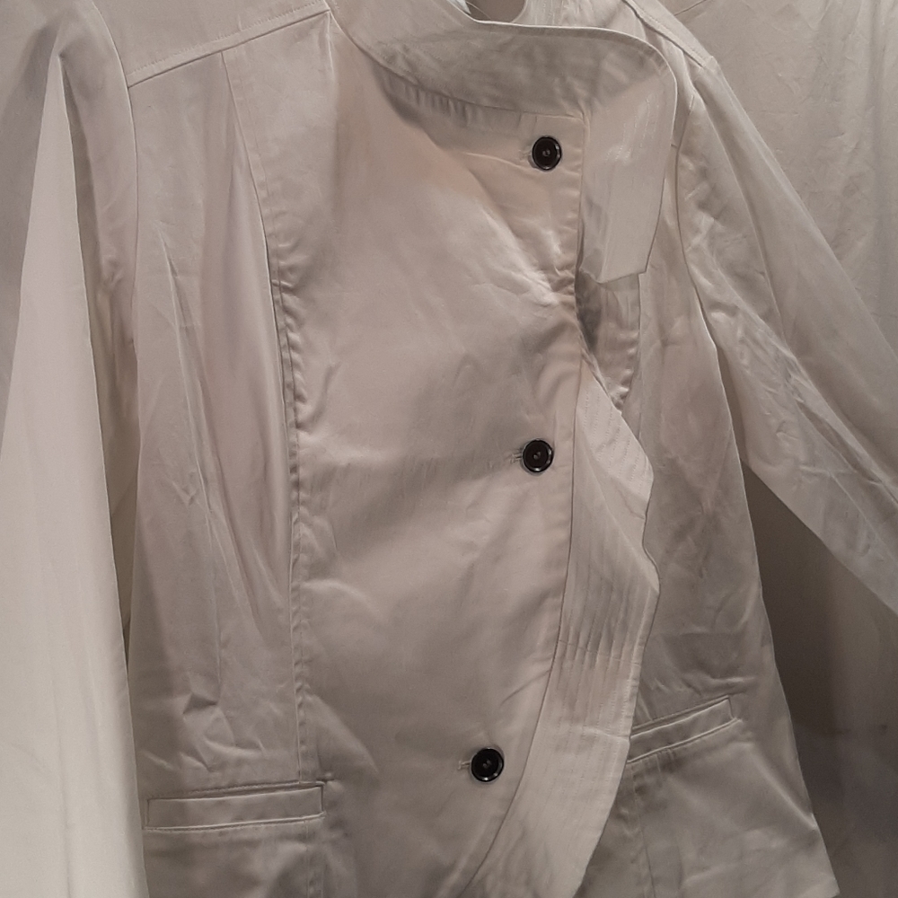 Jacket - Picture 2 of 5